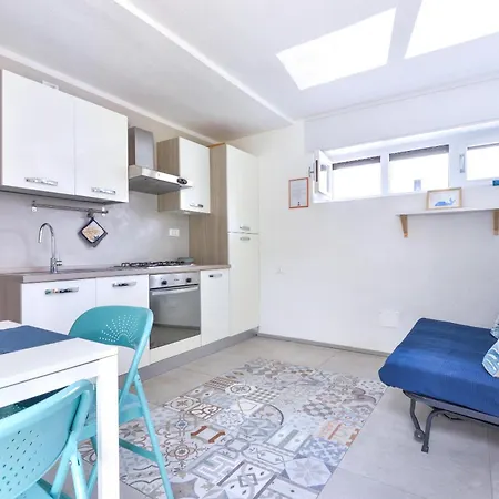 Fantagali 501 Apartment